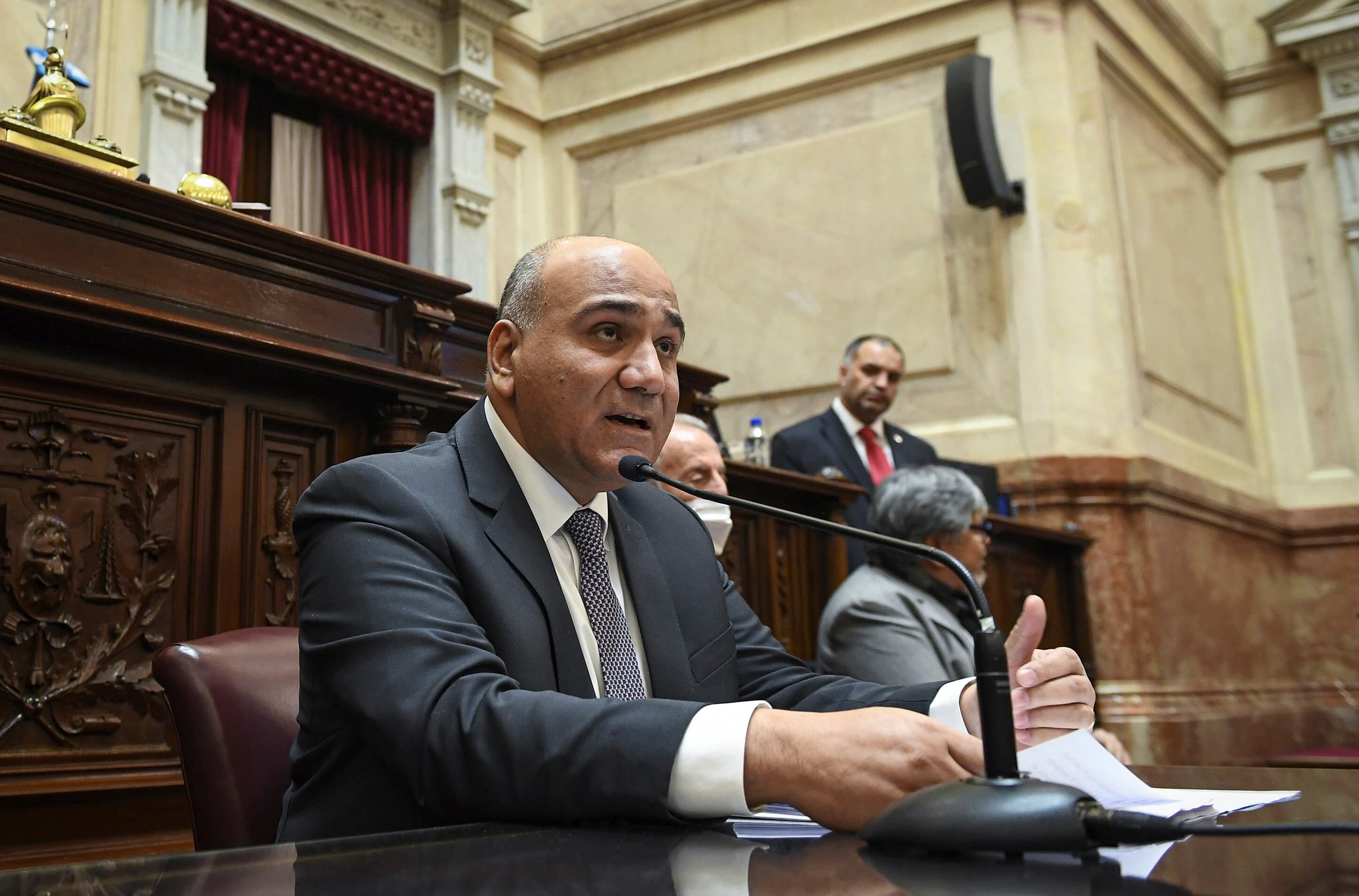 Durante su exposición, que se extendió hasta casi las 9 de la noche, Manzur destacó la recuperación económica luego de la pandemia.