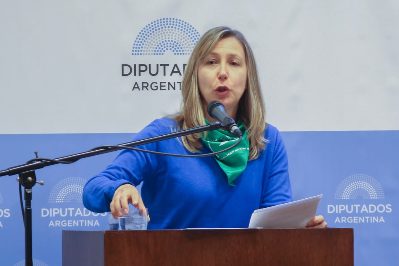 Bregman recibió un ataque antisemita en redes sociales. 