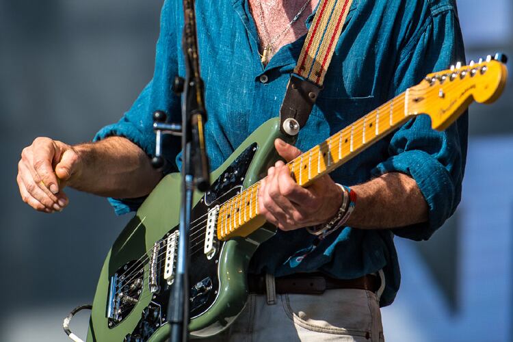 Rodrigo Amarante, la performance más política.