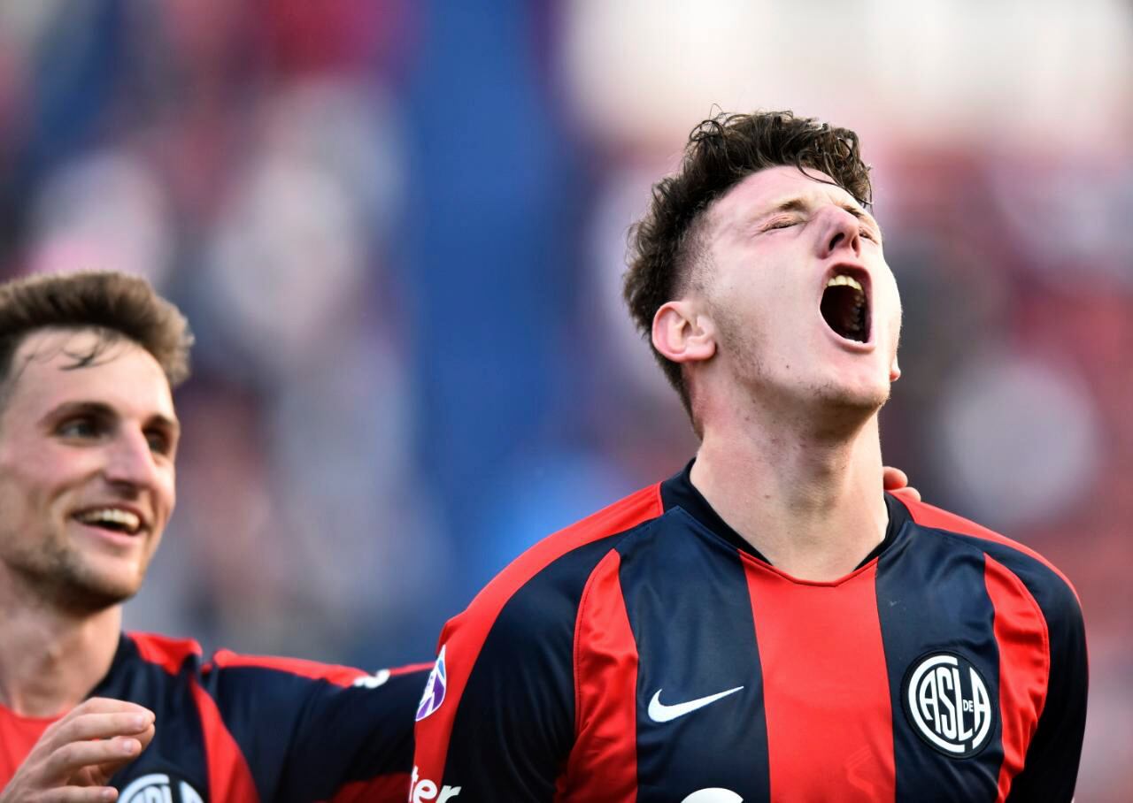 Adolfo Gaich, delantero de San Lorenzo.