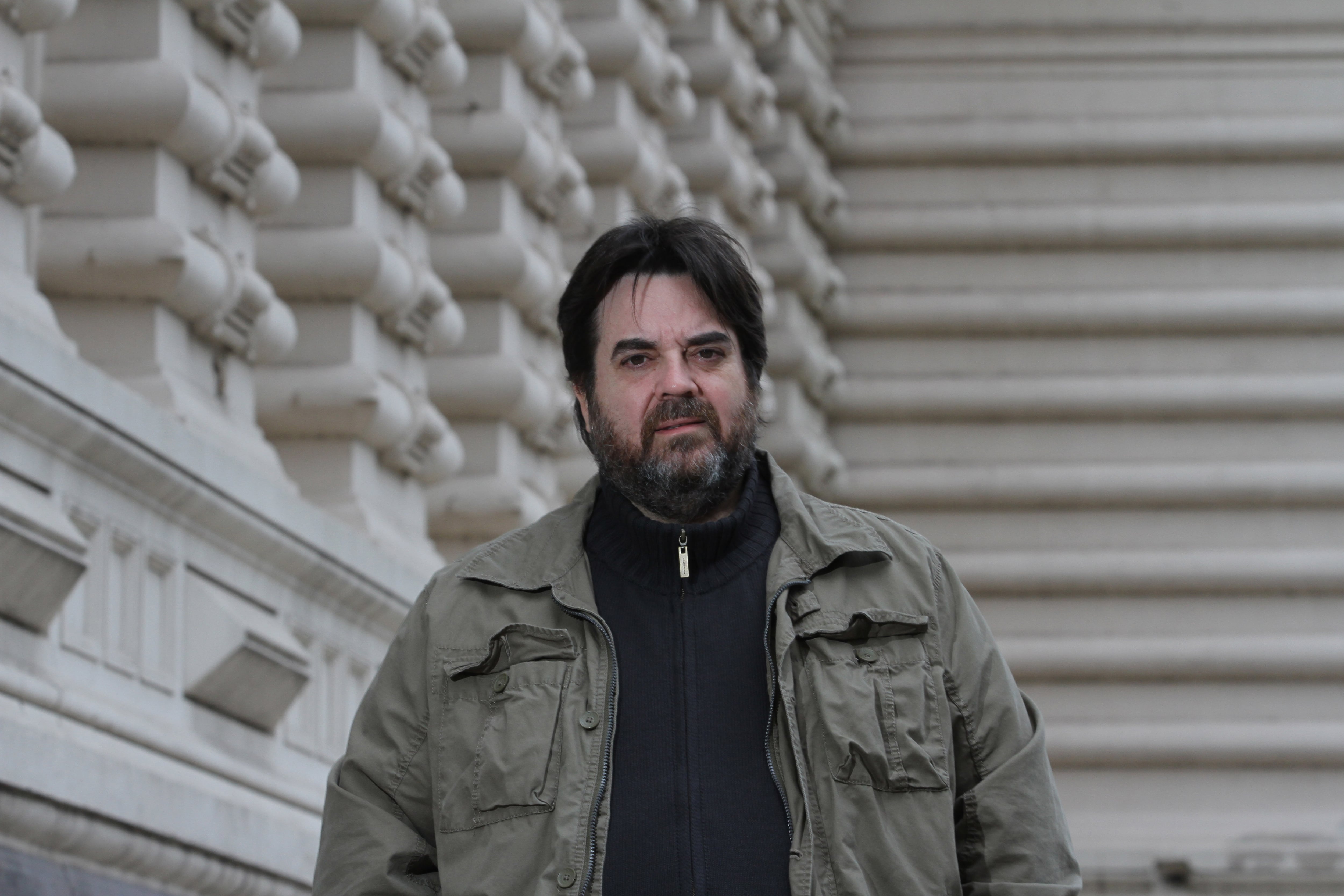 La película "inicia el debate con un tema como el de la eutanasia", adelanta Portaluppi.