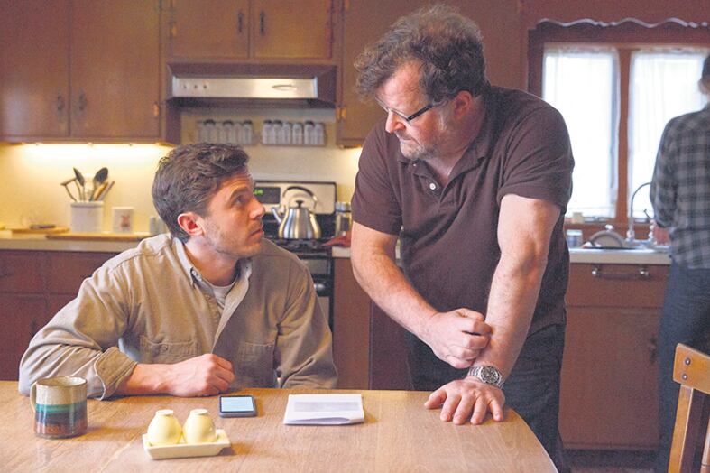 Kenneth Lonergan junto a Casey Affleck en el rodaje de Manchester junto al mar.