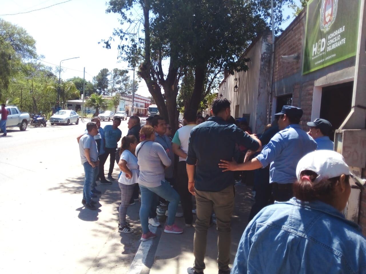 Municipales convocados frente al Concejo Deliberante