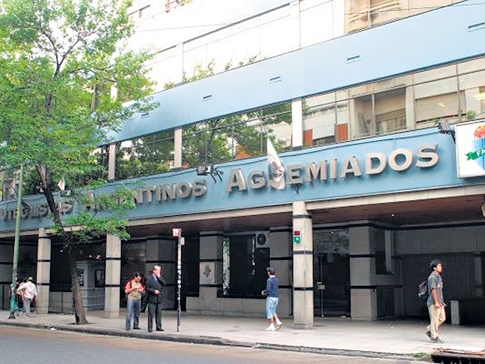 Las autoridades de Agremiados están en contacto con los capitanes de todos los planteles.