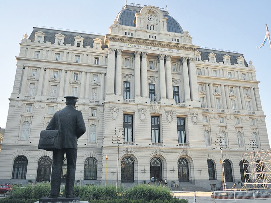 El acuerdo entre la empresa de la familia Macri que manejó el Correo y el Estado será revisado en una audiencia pasado mañana.