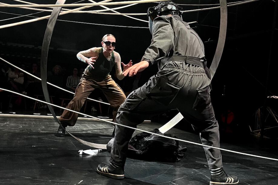 A los pies del árbol, intervención teatral y arquitectónica que se verá en el CCK.