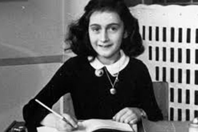 Ana Frank tenía 13 años cuando comenzó a escribir su diario, en junio de 1942.