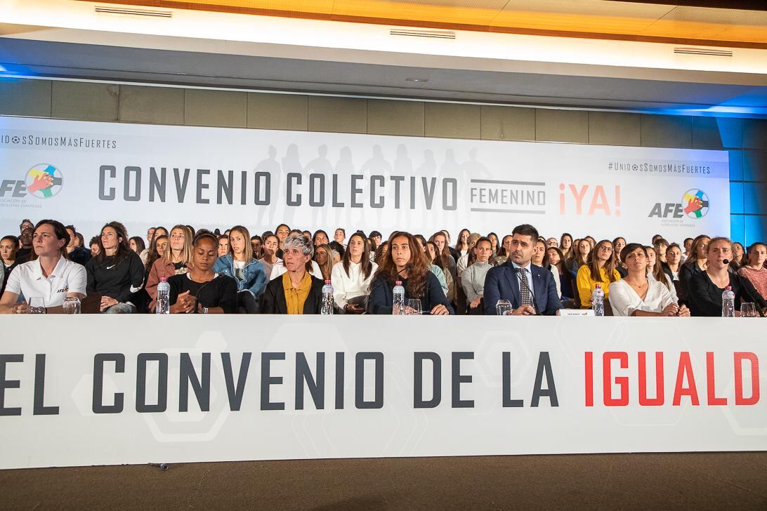 Una de las reuniones que llevó a cabo la AFE.