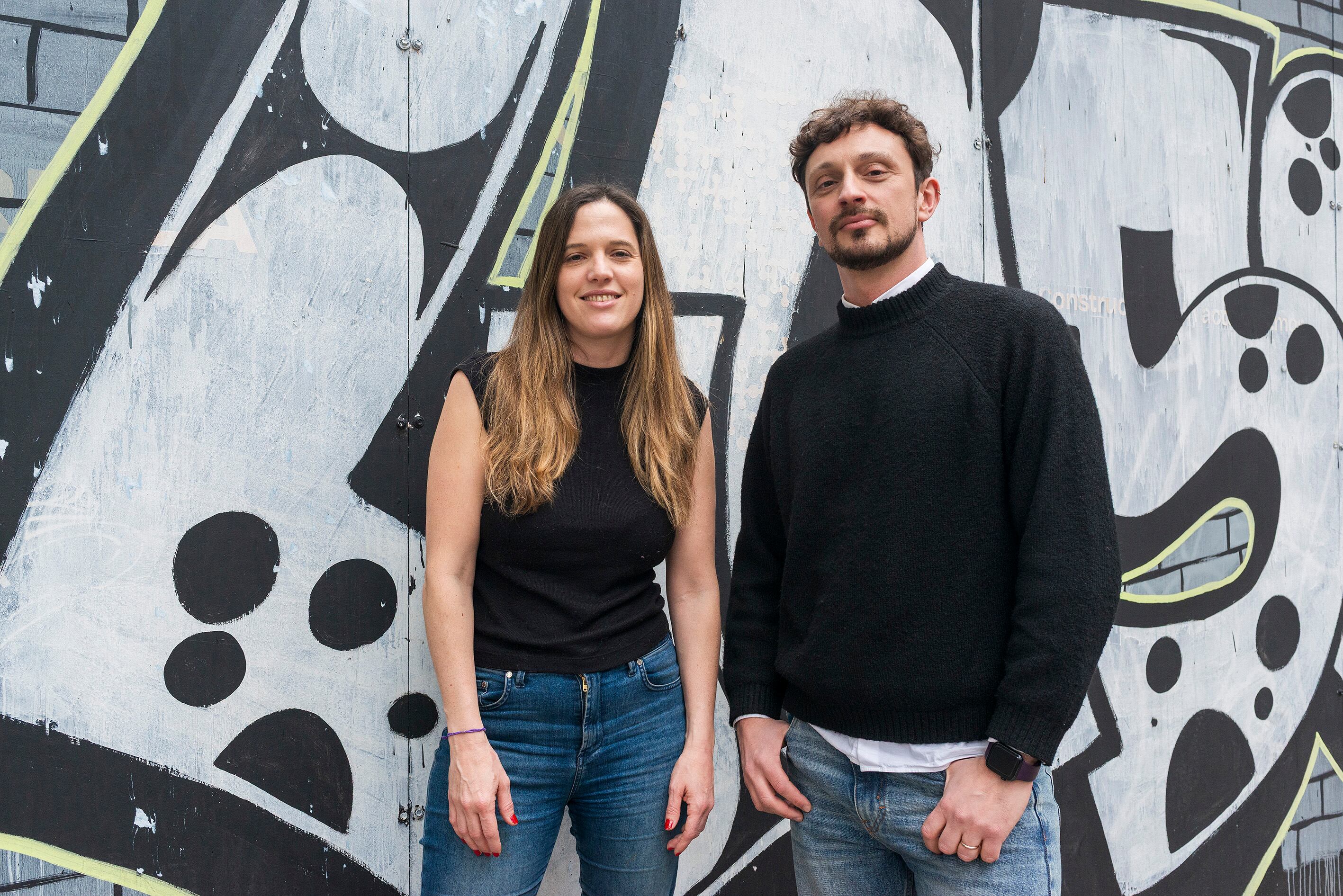 Moscón y Recalde trazan una mirada no nostálgica de la adolescencia.