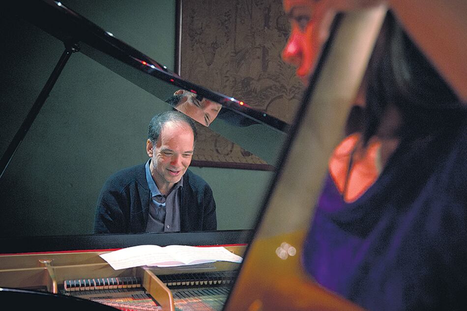El Colegiales Trío enuncia desde el jazz los elementos del folklore.