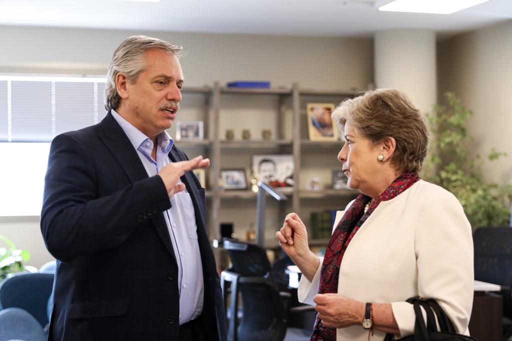 Alberto Fernández con la titular de la Cepal, la mexicana Alicia Bárcena.