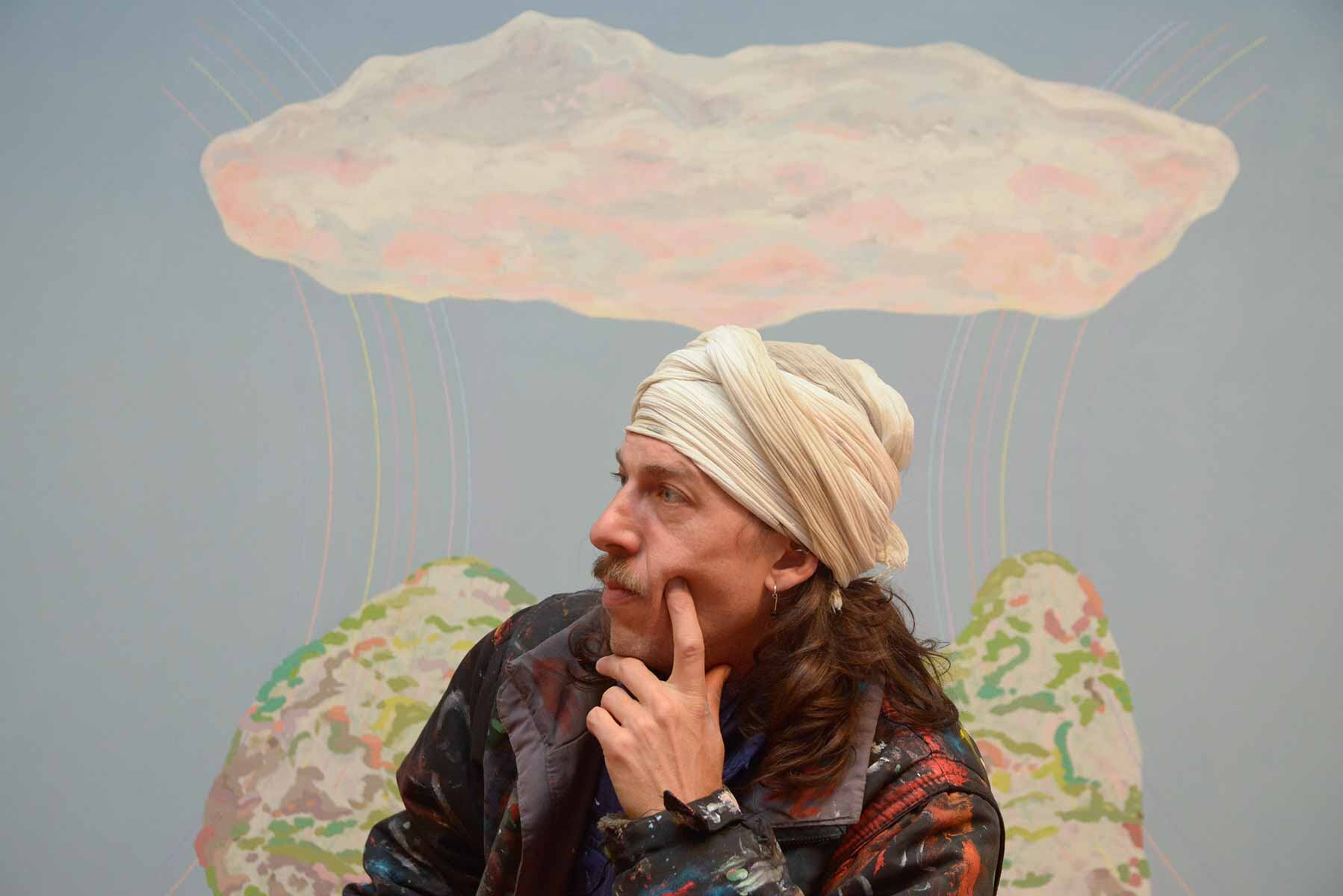 Lázaro Diavovich es pintor, arquitecto y narrador criado en la zona sur de Rosario.