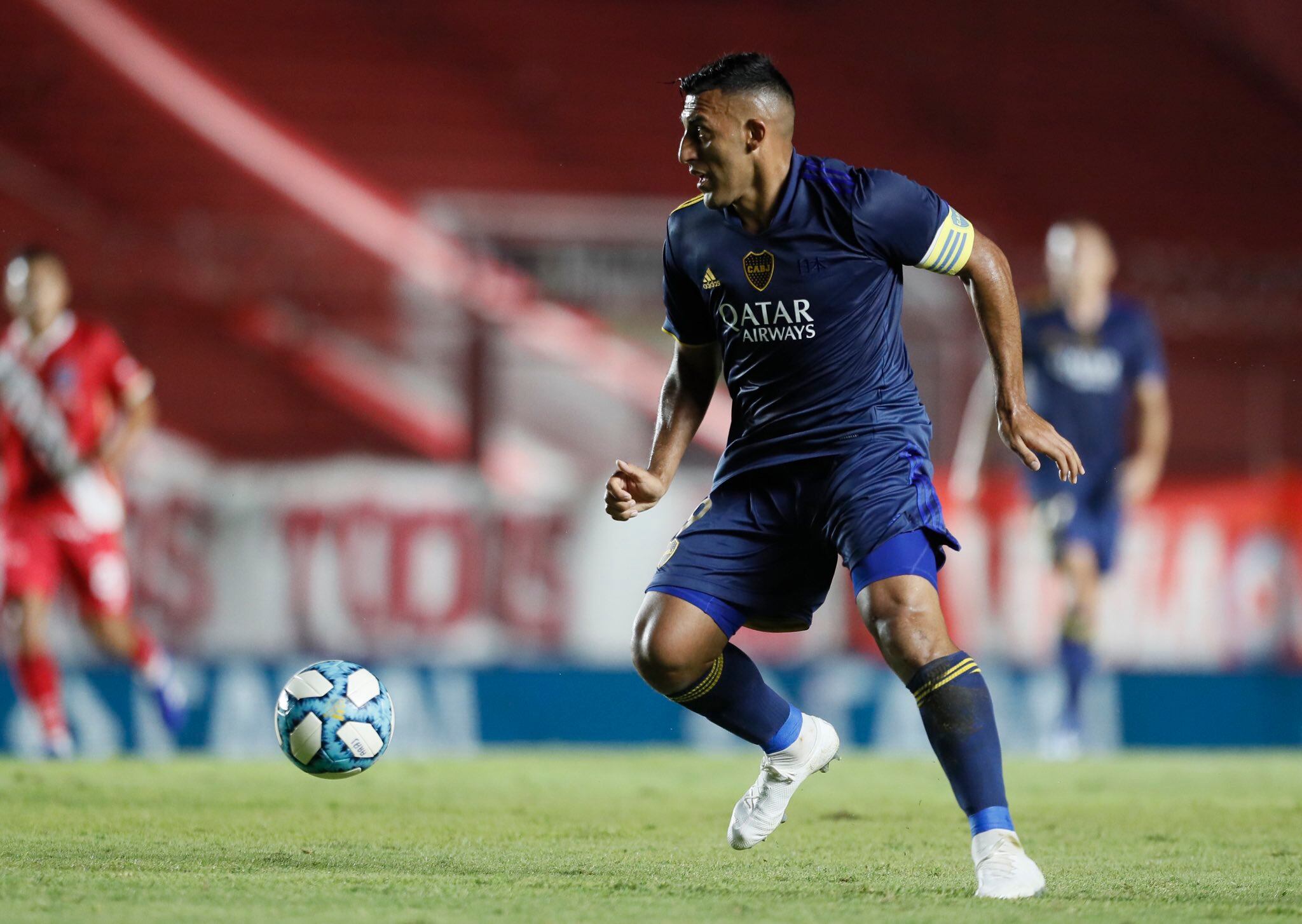 Wanchope Ábila falló un penal y metió un golazo.