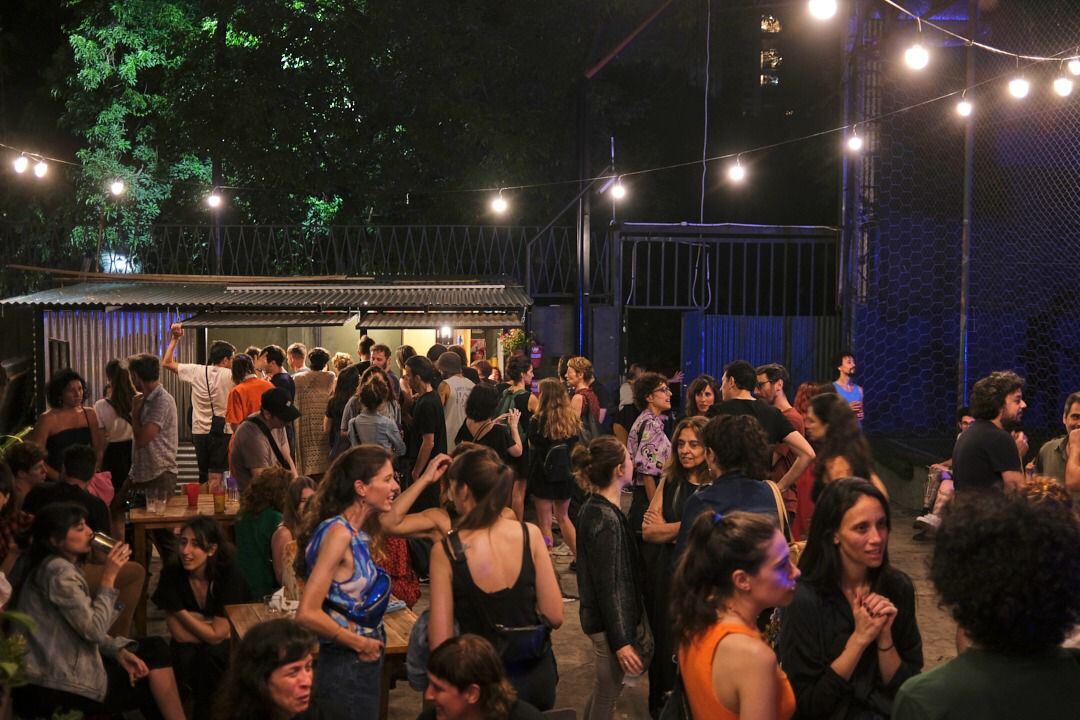 Fiesta de lanzamiento de Paraíso en Qué tren.
