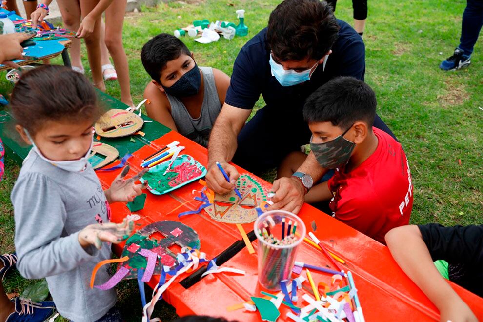 El intendente de La Matanza participó del cierre de la temporada 2021 de las colonias de verano en su distrito, de las que participaron 10.000 chicas y chicos.