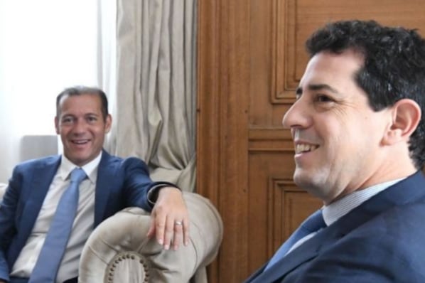 Wado de Pedro y Omar Gutiérrez, gobernador de Neuquén. 