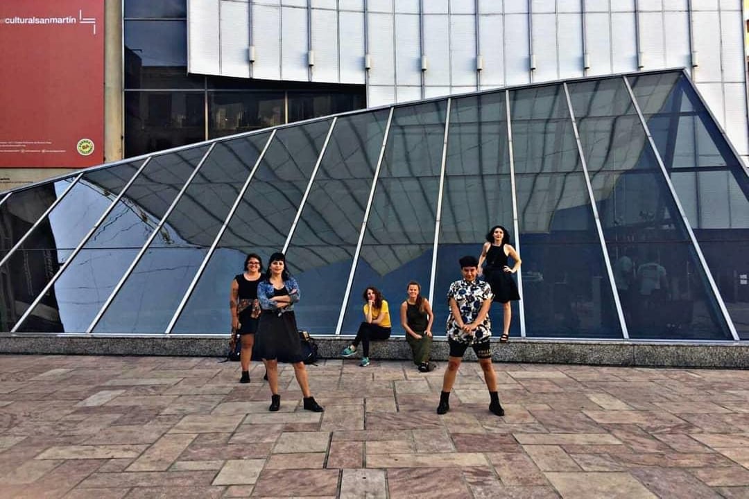 Monomujer presenta Negra y La visita, dos piezas de siete minutos.