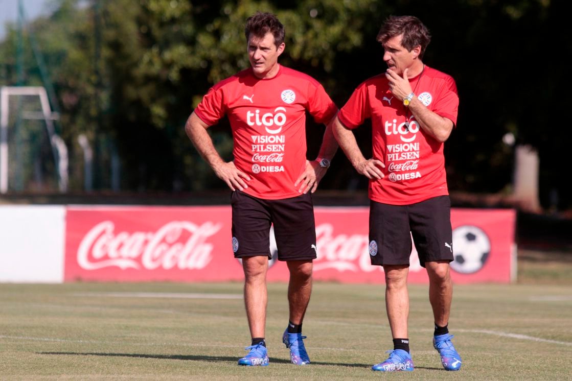 Guillermo y Gustavo Barros Schelotto, aislados en Paraguay por la covid-19