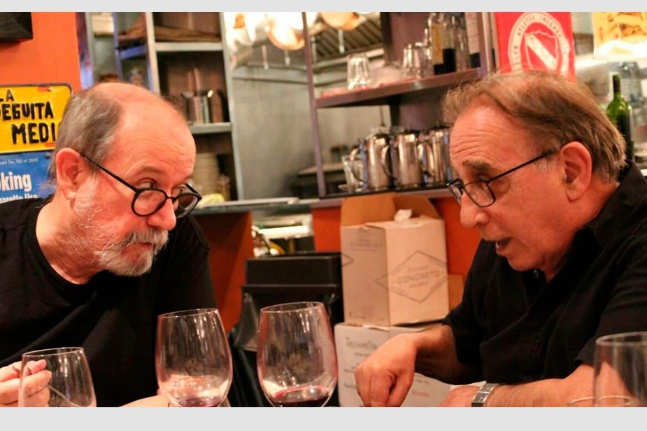 Alfiz junto a Silvio Rodríguez, en una de tantas visitas.