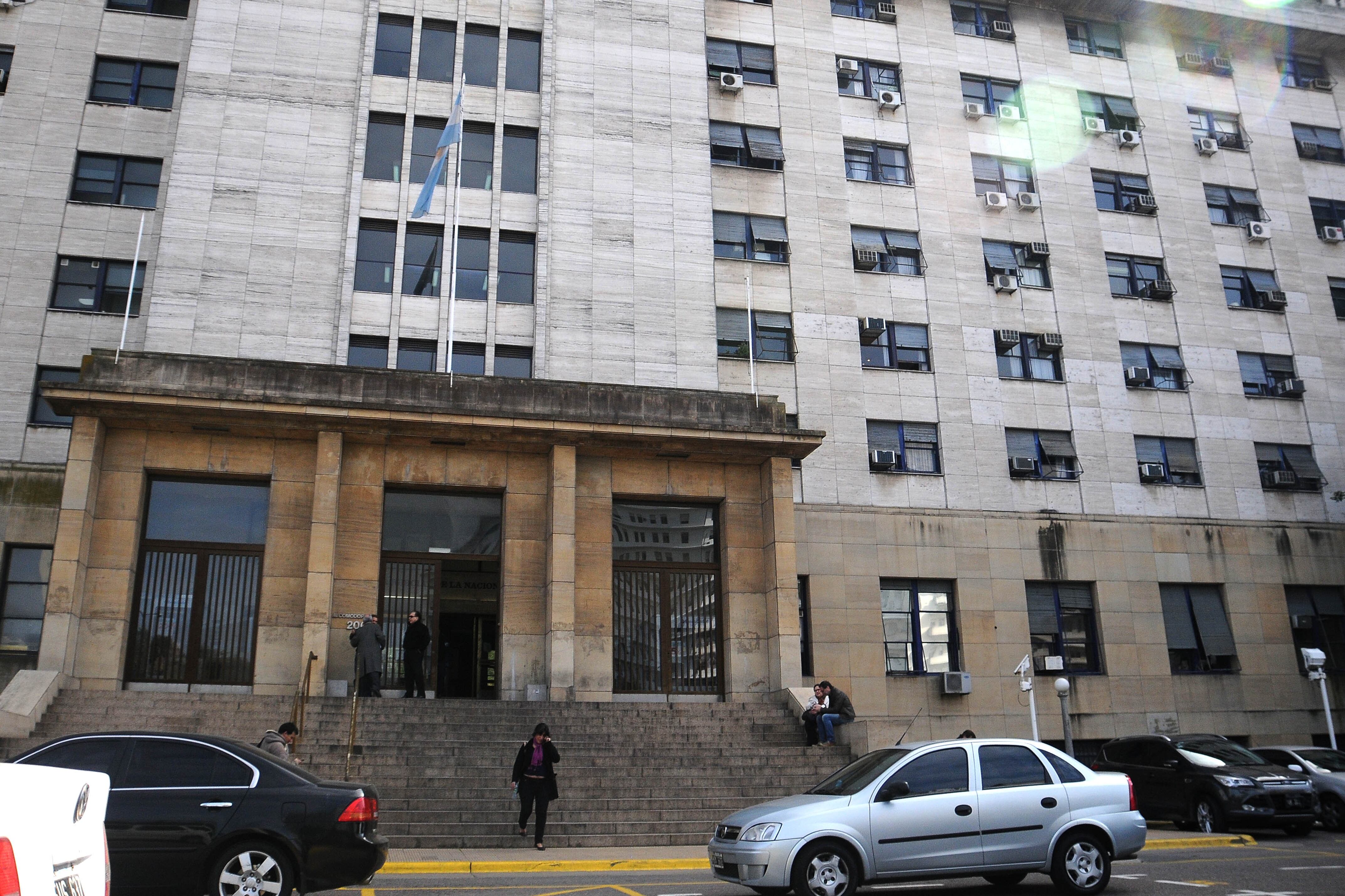 Los tribunales de Comodoro Py sintieron el impacto del resultado electoral.