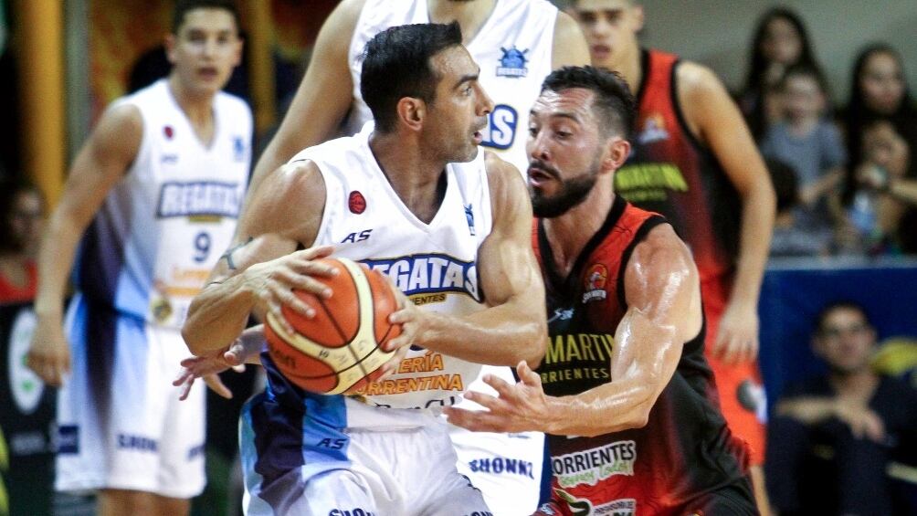 Regatas y San Martín de Corrientes eran dos de los equipos que iban a definir la temporada.