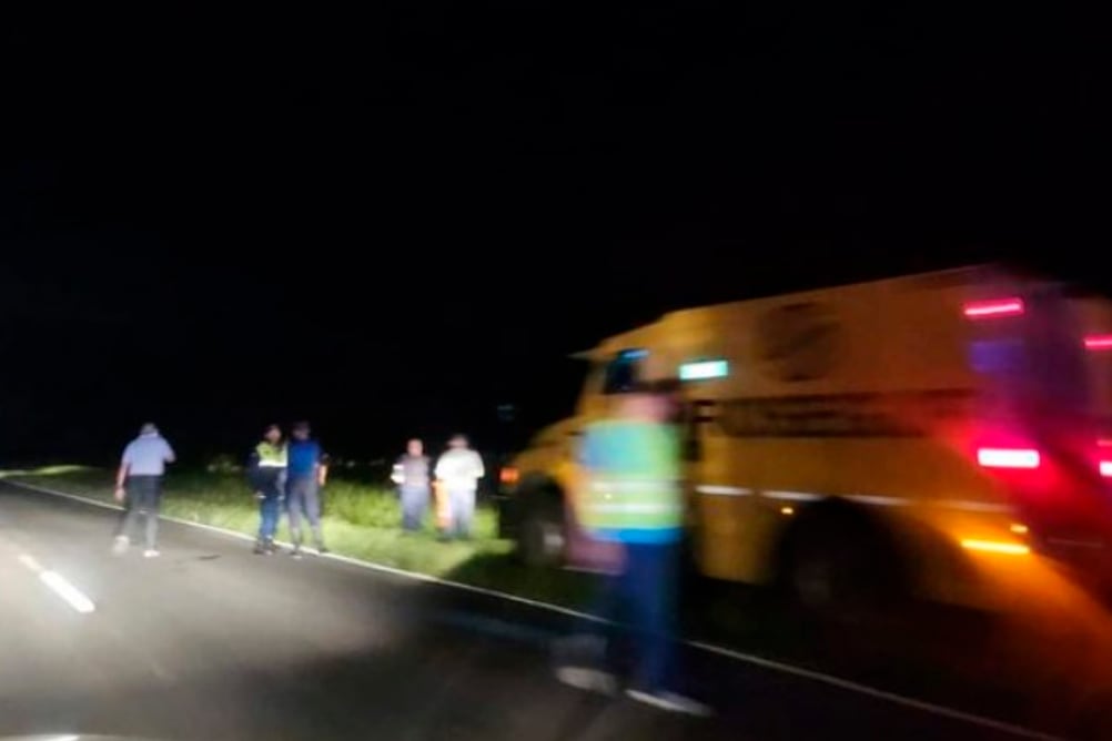 Un camión de caudales desparramó dinero en la Ruta 12
