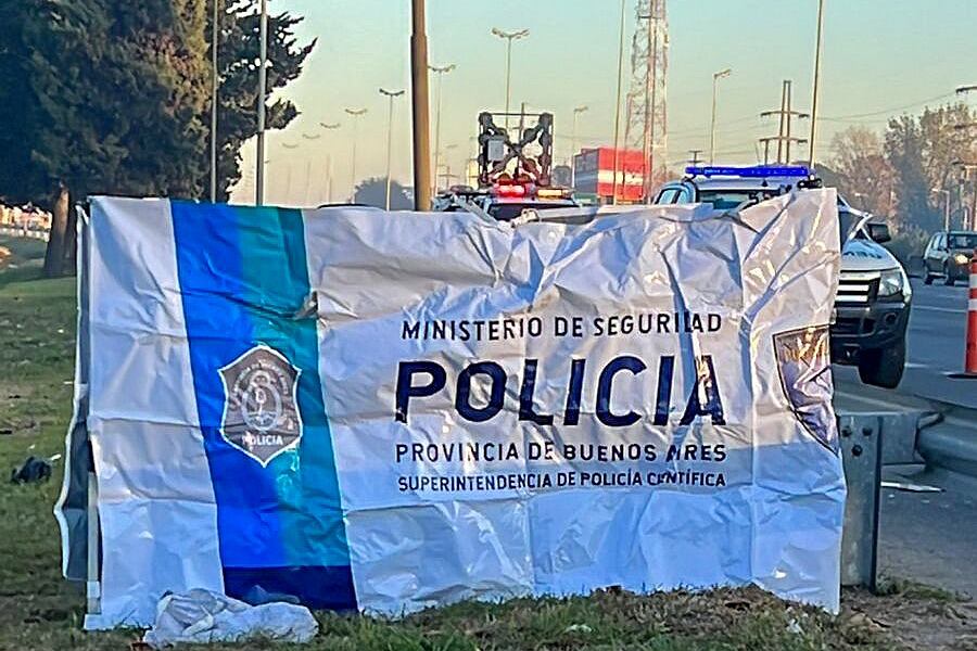 El lugar donde cayó muerta la mujer supuestamente asaltante.