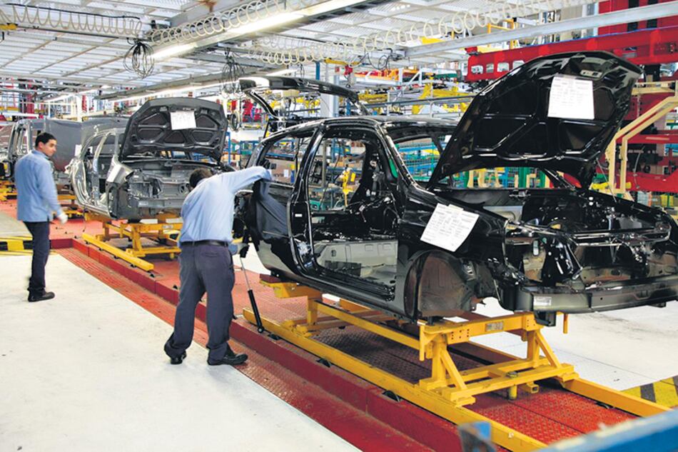 La producción llegó el mes pasado a 46.961 unidades nacionales.