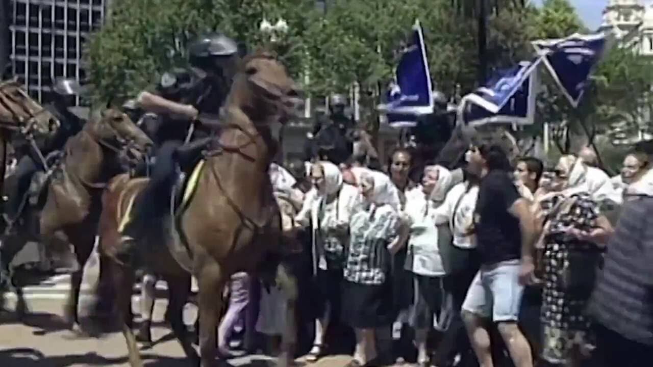 El mismo Solanas anticipaba a "Memoria del saqueo" como “una introducción a un tema que demandaría muchas más películas”.