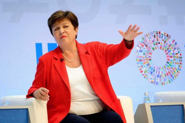 Georgieva parece que la ve, dirían en la LLA. 