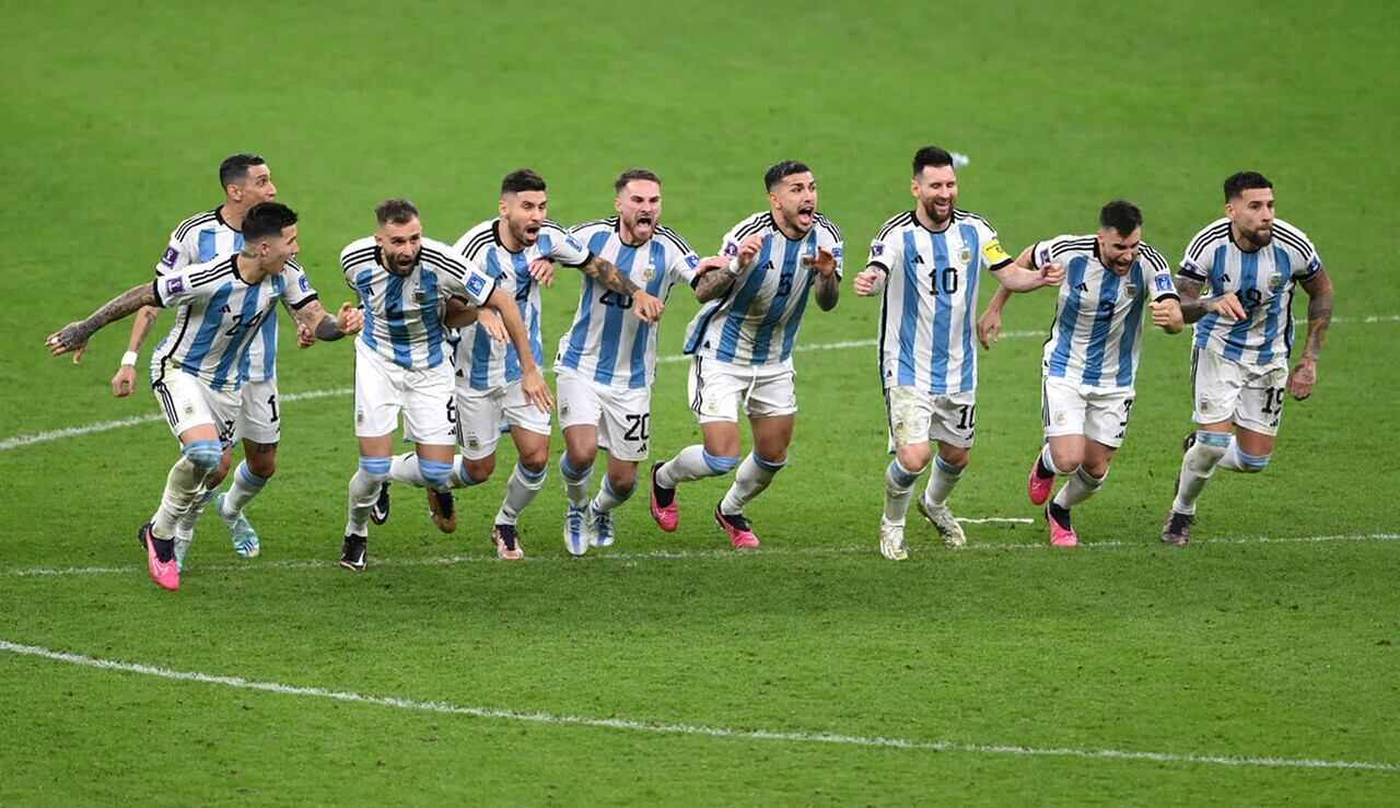 El momento del desahogo: la Selección es semifinalista de Qatar 2022.