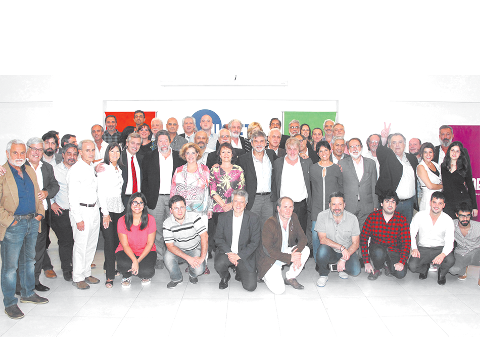 Los dirigentes porteños se reunieron el lunes a la noche en la UMET.