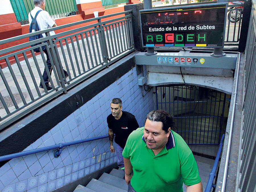 Segovia dejó en claro que el paro se mantendría mientras no hubiera condiciones de seguridad.