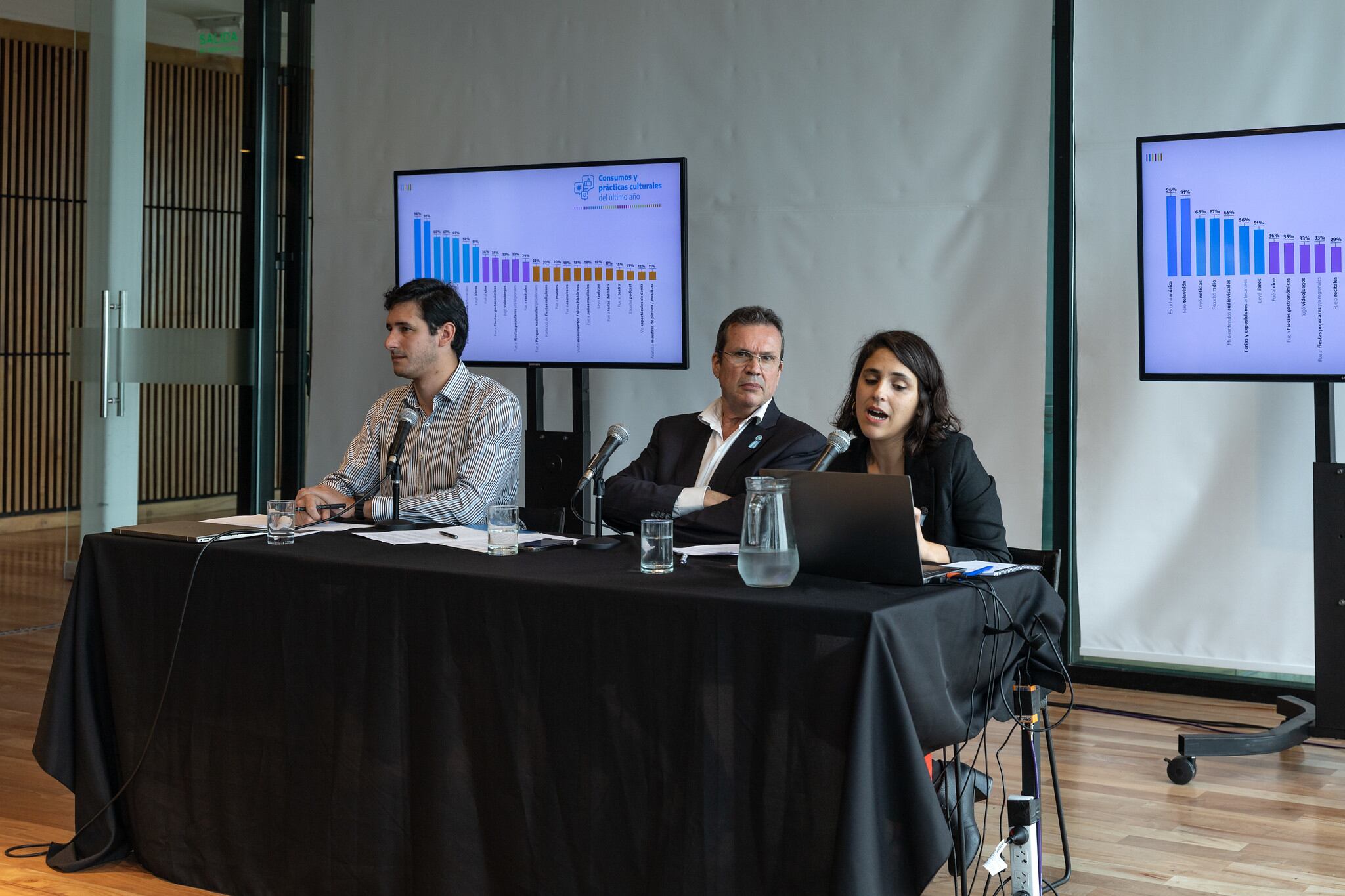 Bonazzi, Bauer y Houllé durante la presentación en el CCK.