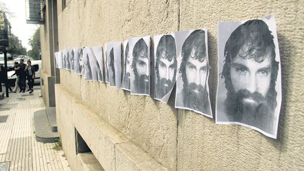 El cuerpo de Santiago Maldonado apareció flotando en el río Chubut, 78 días después de la represión de Gendarmería.
