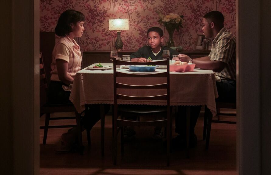 Una de las subtramas de la serie aborda la omnipresente segregación racial en Estaod Unidos