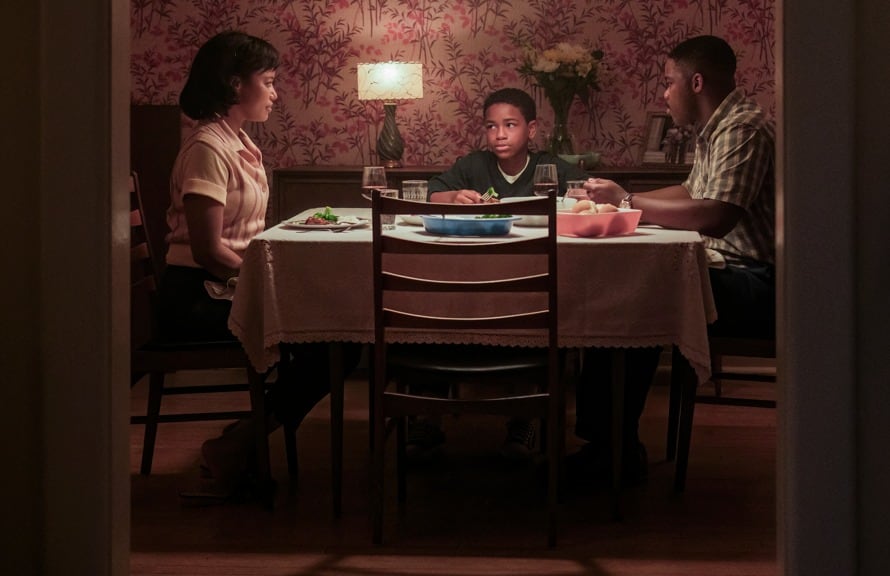 Una de las subtramas de la serie aborda la omnipresente segregación racial en Estaod Unidos