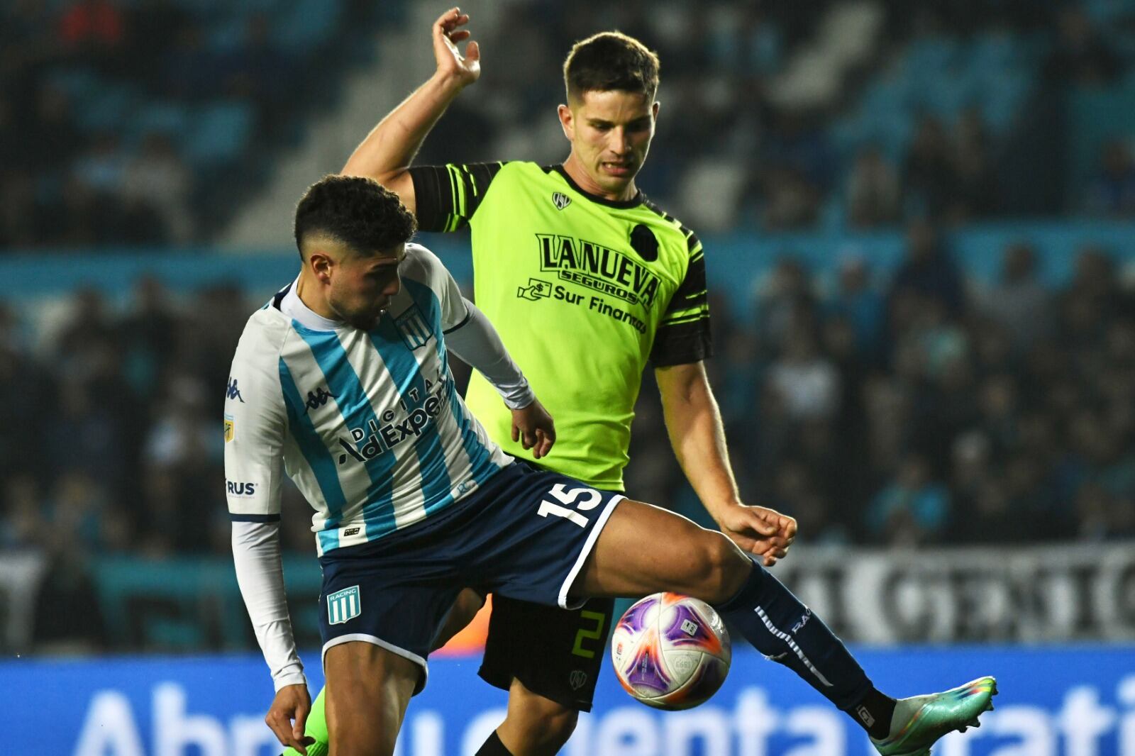 La Academia, con un jugador más, no pudo con el Guapo