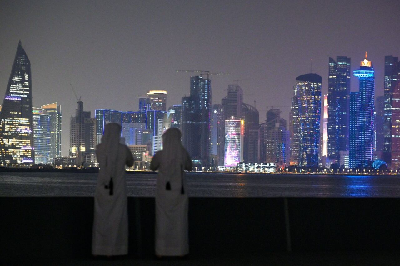 La gente demanda ubicaciones en Qatar