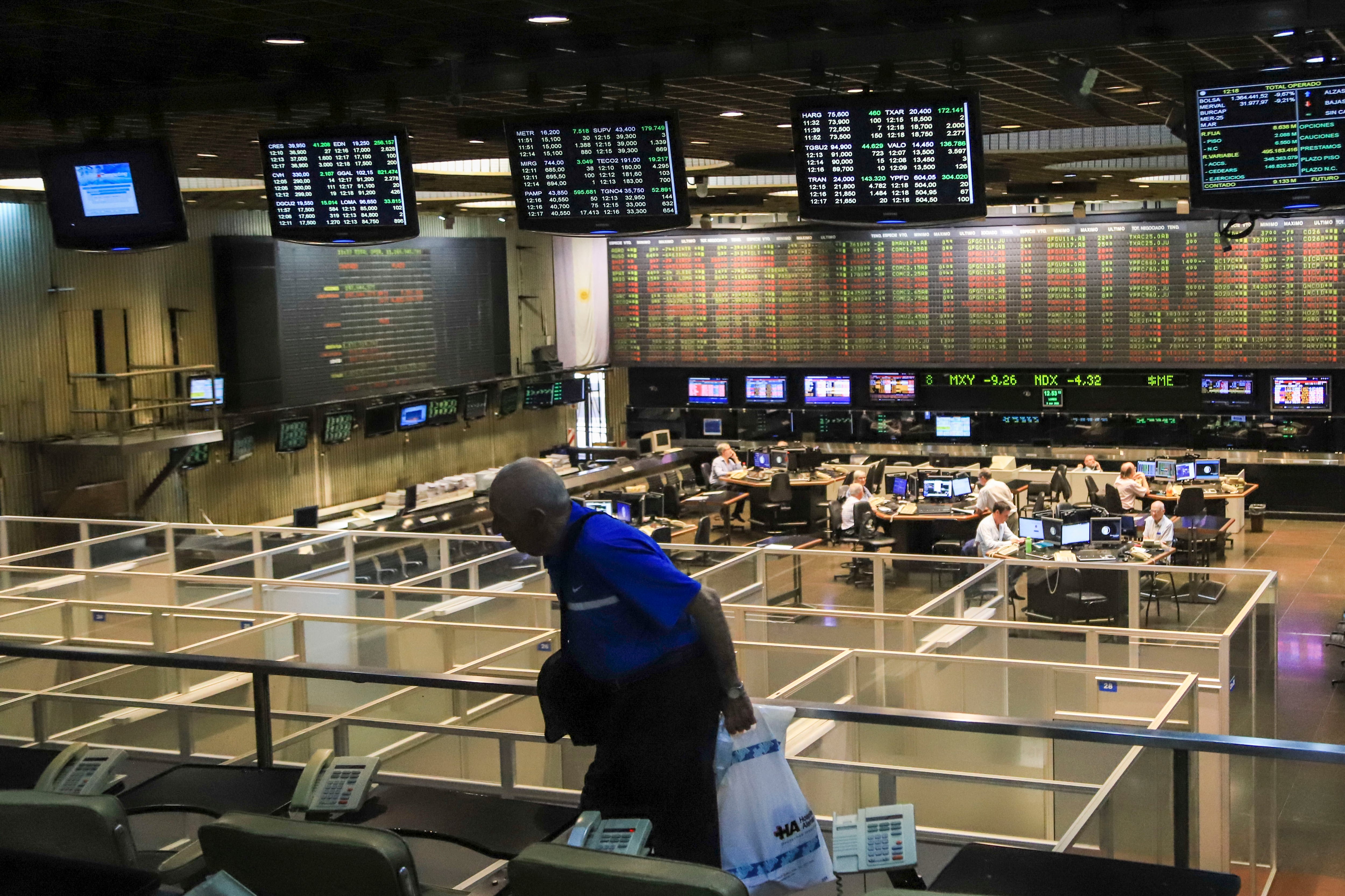 El mercado desconfía del impacto del Plan Colchón.