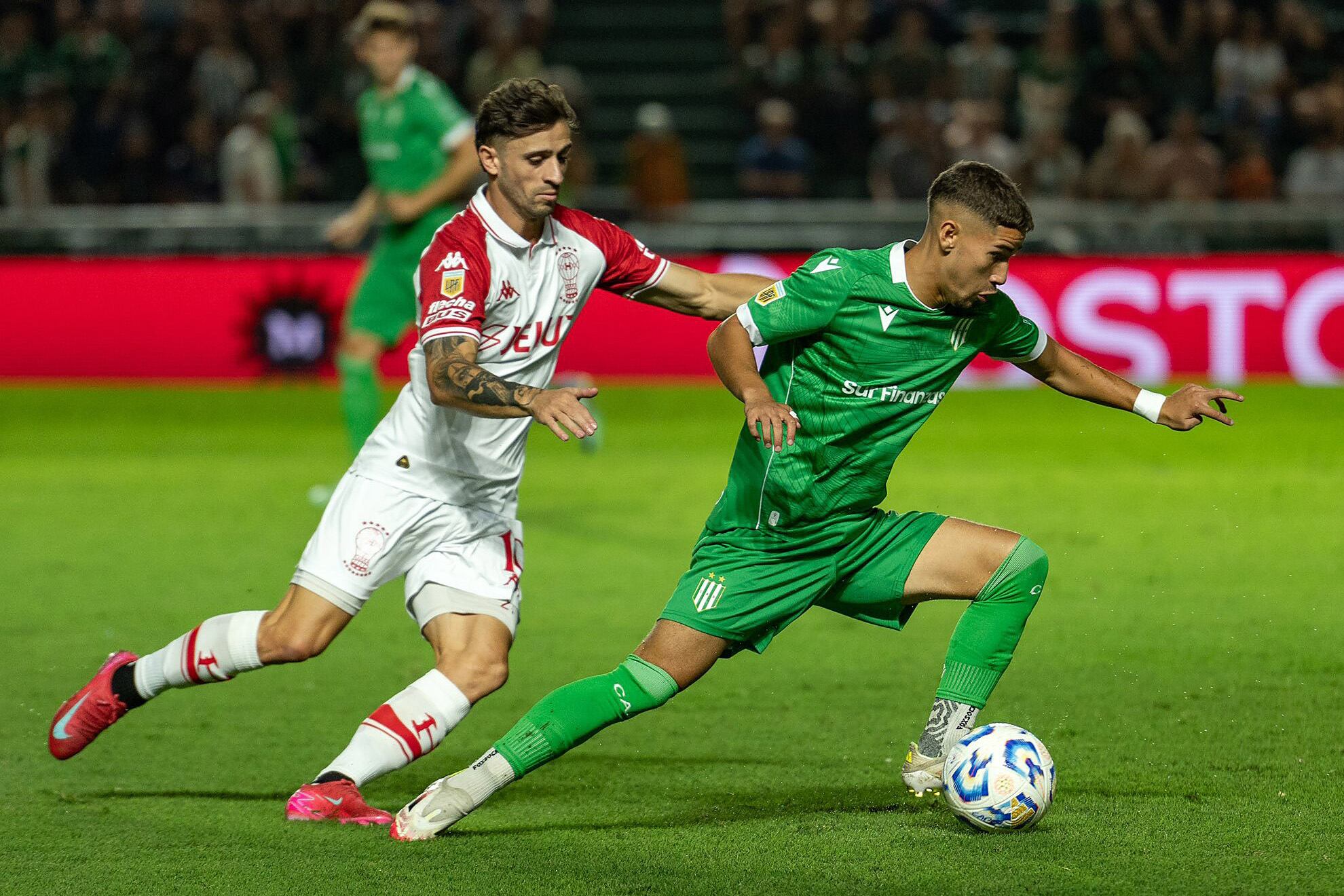 Rivera intenta escapar de la marca de Mazzantti