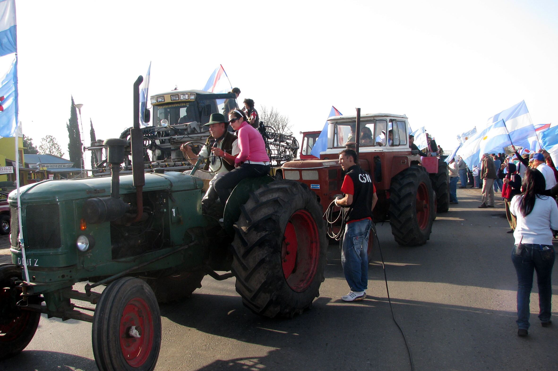 Los sectores más concentrados del agro están batiendo tambores de guerra por las retenciones.