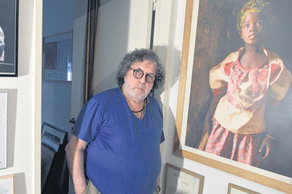 Tcherkaski presenta hoy el libro en Pista Urbana junto al historiador Sergio Pujol.