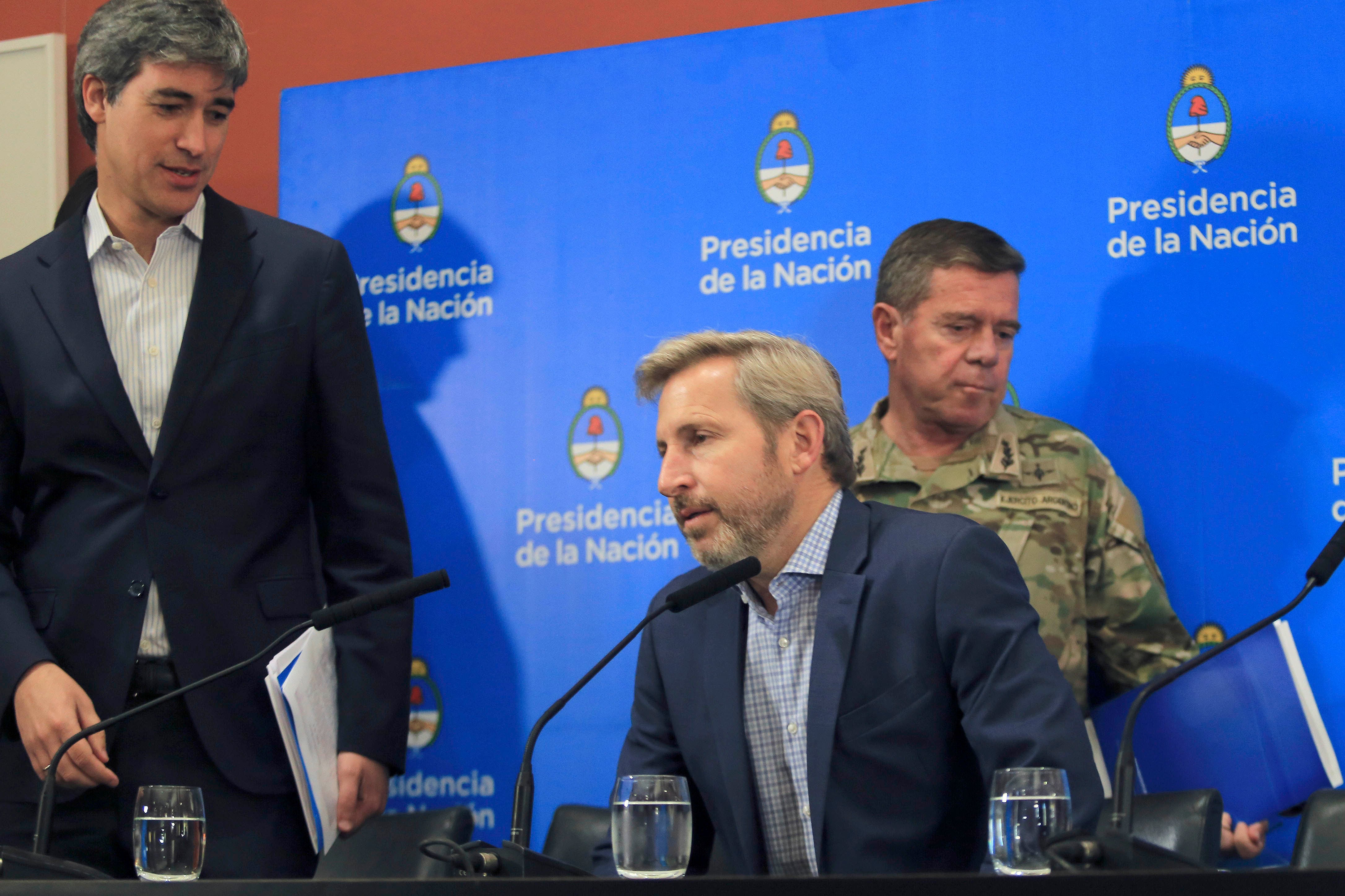 El ministro Rogelio Frigerio y el secretario de Asuntos Políticos,  Adrián Pérez.