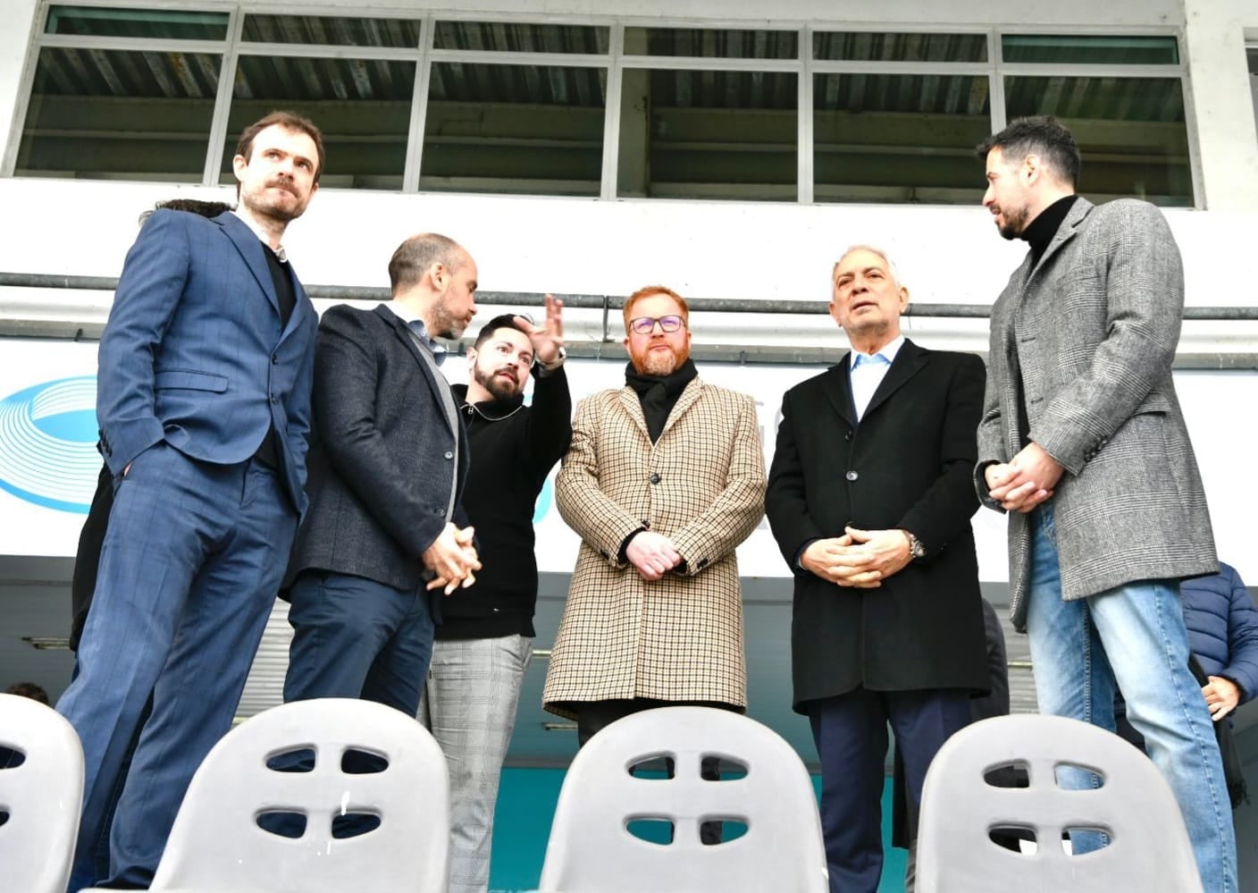 Julio Alak recorrió el Estadio Único junto a autoridades de la FIFA