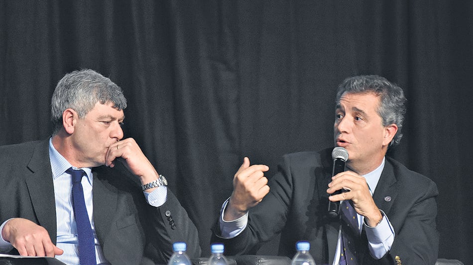 “Es mi turno.” Etchevehere reemplaza a Buryaile. Los lineamientos de la política agropecuaria quedan en manos de la Sociedad Rural Argentina.