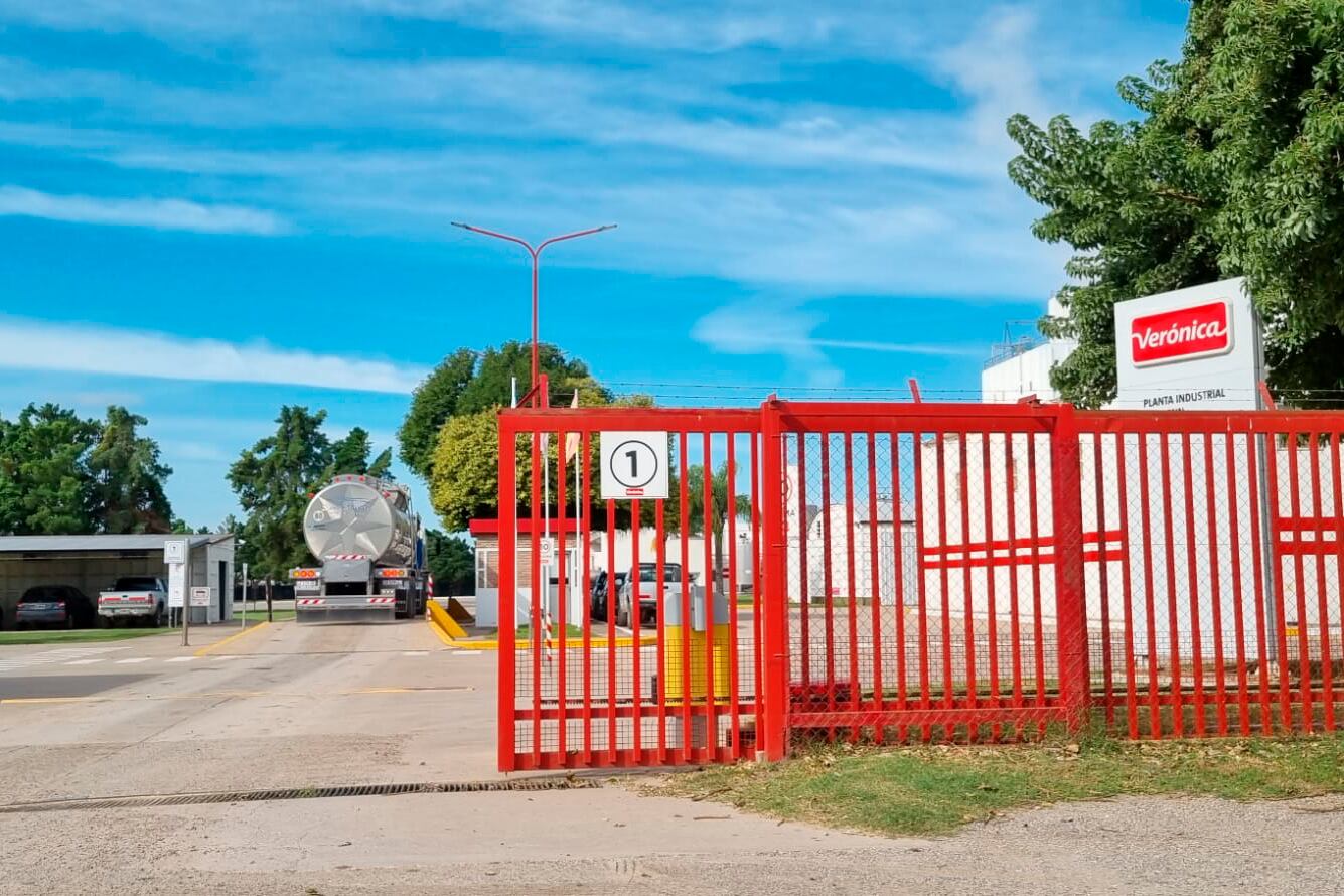 La empresa láctea La Verónica, en crisis como otras del rubro.