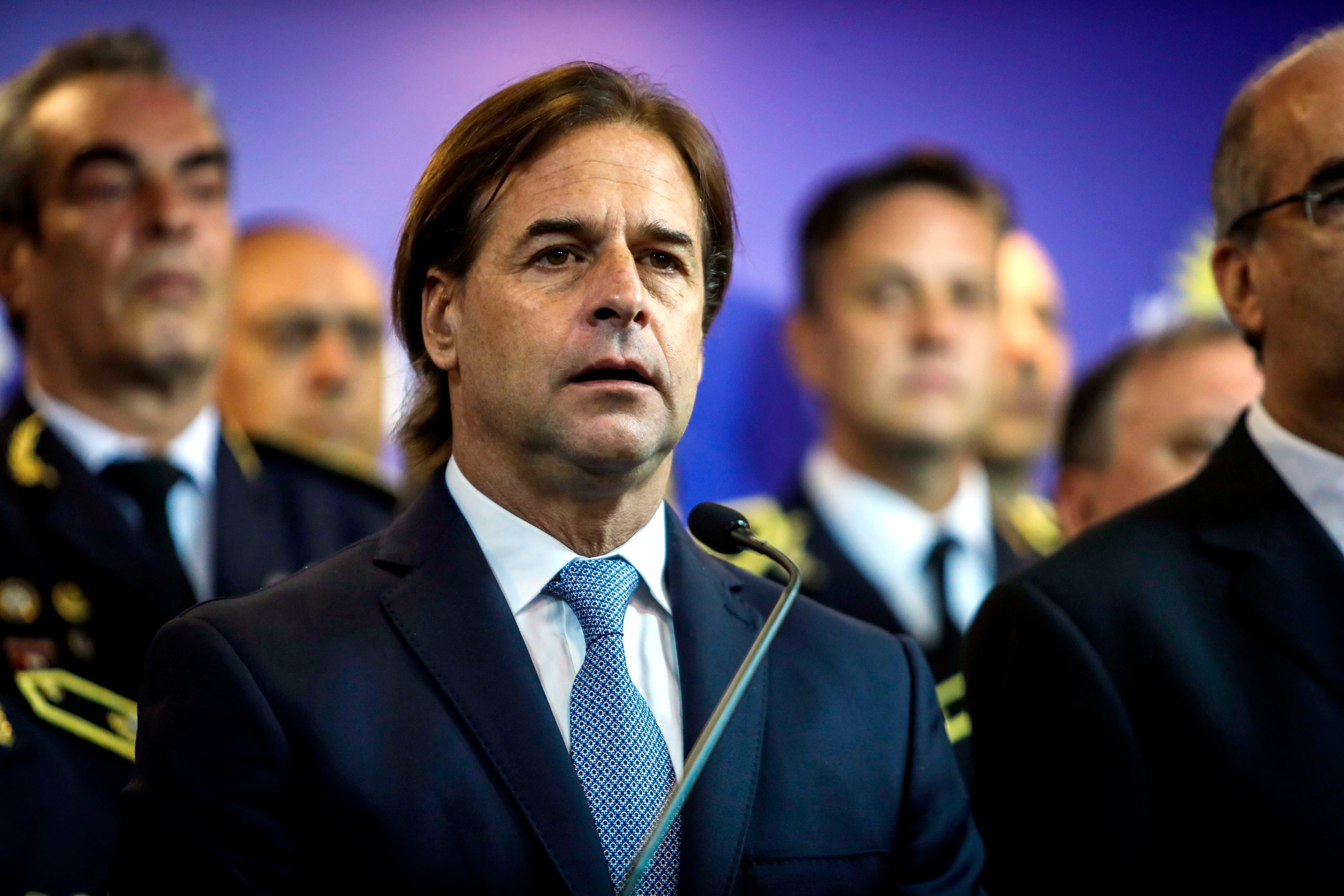 Lacalle Pou se acerca a EE.UU. y se aleja de sus socios latinoamericanos.