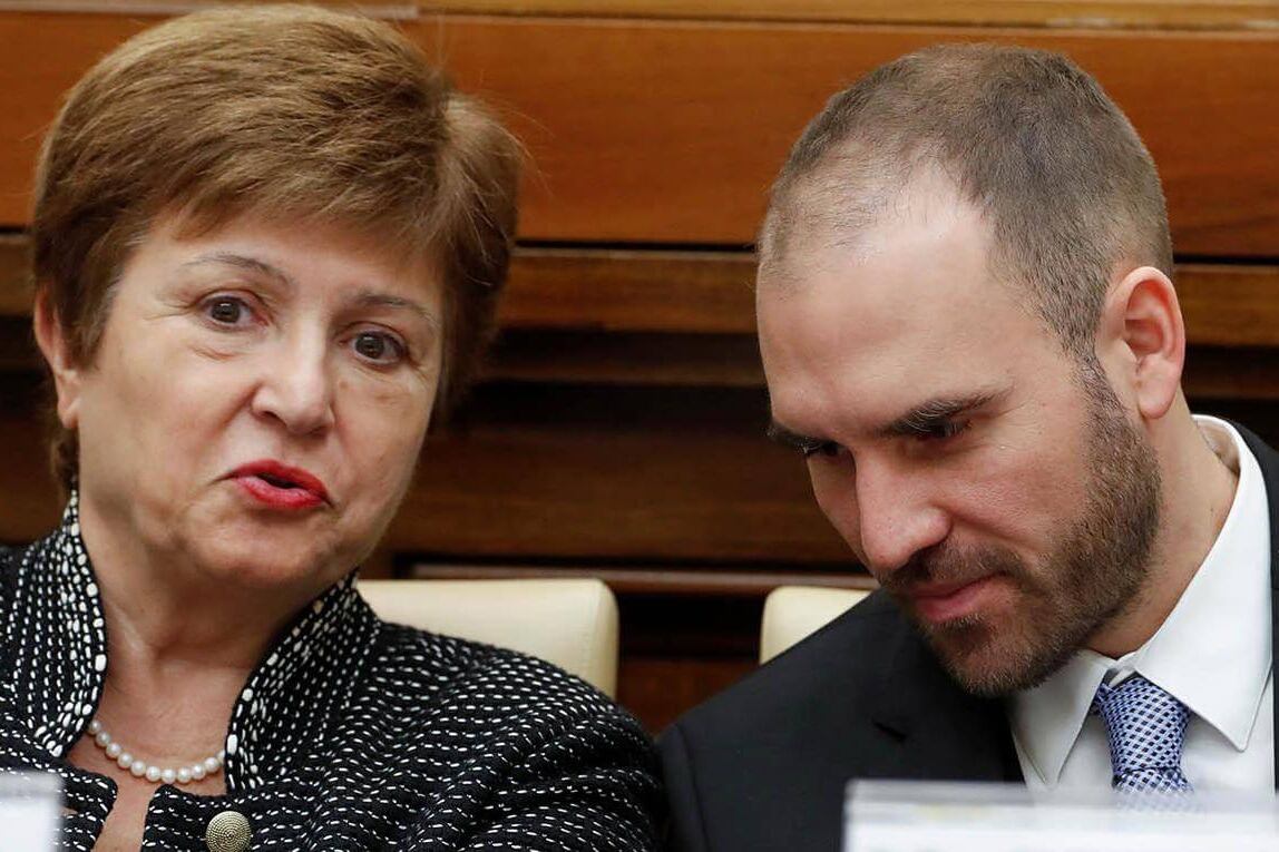 La titular del FMI, Kristalina Georgieva, junto al ministro de Economía, Martín Guzmán.