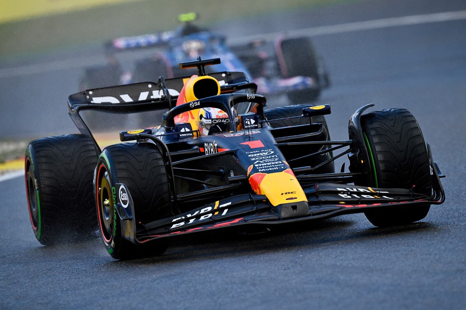 Verstappen largará quinto por una sanción por cambiar la caja